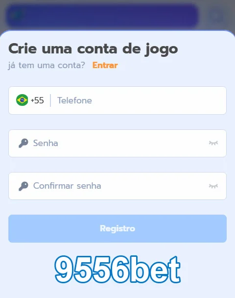 Usuário acessando o aplicativo cassino 9556bet no celular